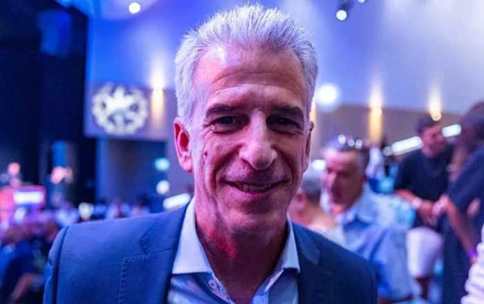 Mossad chief seeks hostage deal in Doha meeting with Qatari PM