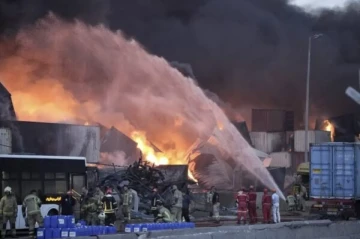 Fire at Iran’s Bandar Abbas port extinguished, death toll rises to 70