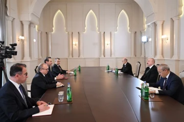 Azerbaijani president discusses expansion of energy cooperation with Turkish energy minister