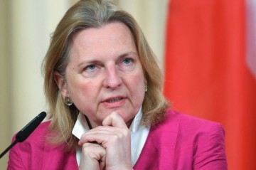 Кнайсль указала на различия в динамике отношений России с США и Европой