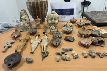 Greek operation nabs six in sophisticated antiquities smuggling ring