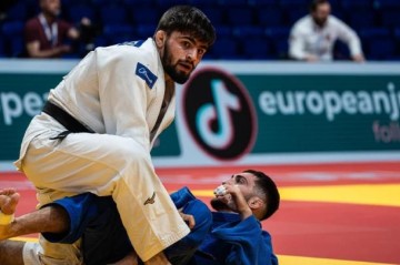 Daha bir cüdoçumuz bürünc medal qazana bilər