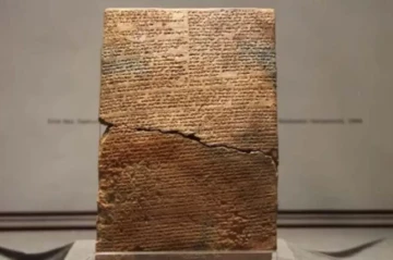 Archaeologists uncover uncharted language in 30,000 Hittite clay tablets VIDEO