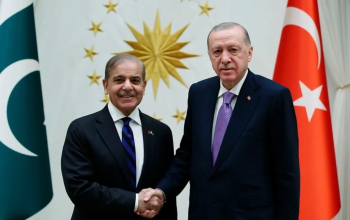 Ərdoğan Pakistanın Baş naziri ilə müzakirə APARDI