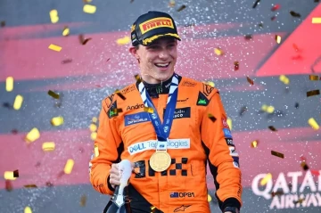 Australia's Piastri shines in Saudi Arabia to seize F1 championship lead