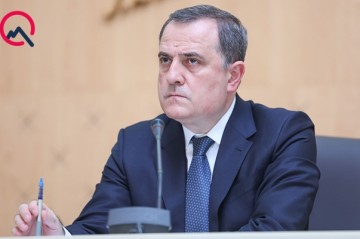 Bayramov onunla regiondakı son durumu müzakirə edib