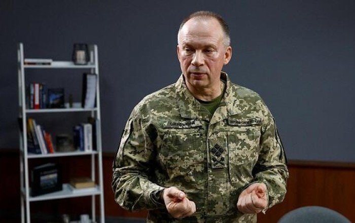 Ukraine: Russia pushing near the border