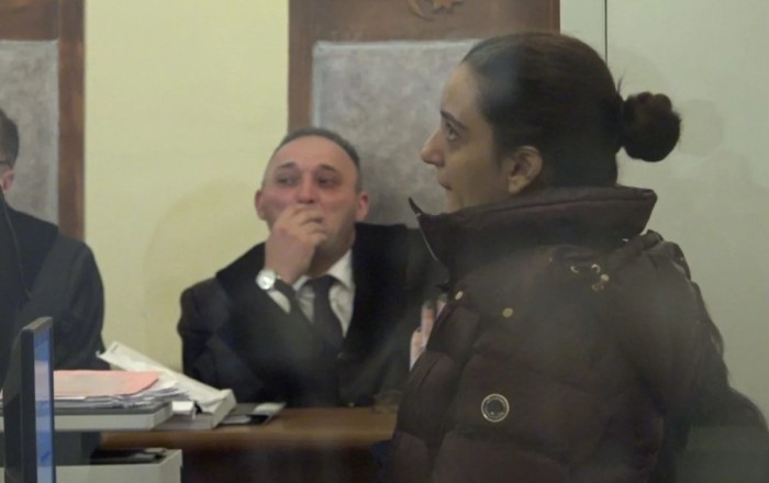 Прокурор потребовал сурового наказания для укравших деньги больных детей