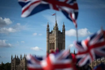 Media: UK tightens secrecy on trade documents amid Trump tariff threat