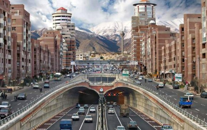 İranda 7 qadın sənətçinin fəaliyyəti qadağan edildi