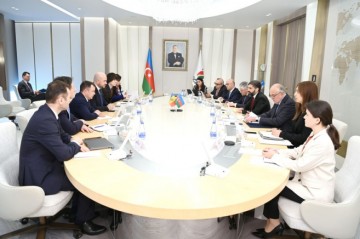 Azerbaijan, Moldova discuss energy trade and cooperation
