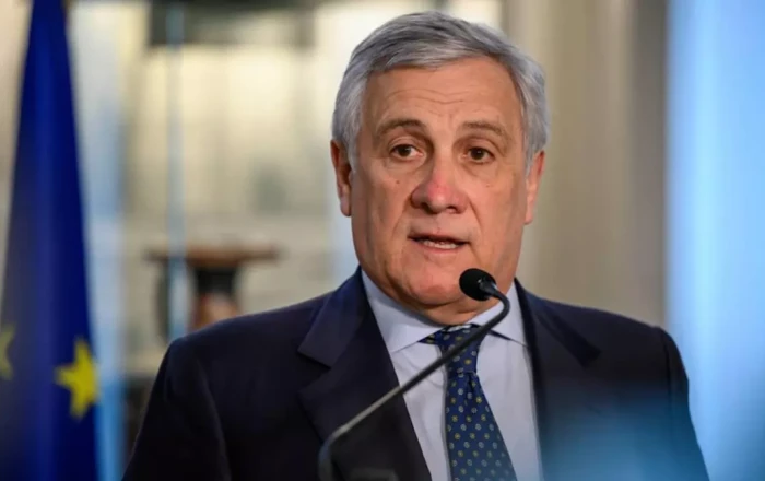 Italian FM urges inclusion of EU sanctions against Russia in Ukraine conflict settlement deal