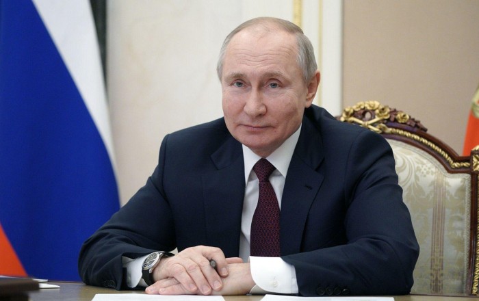 Russia's president considers potential successor, says final decision up to citizens