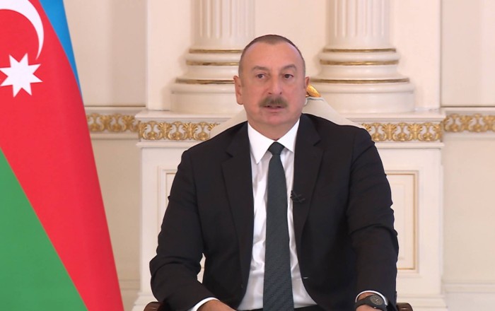 Prezident Almaniya Kanslerinə məktub göndərdi
