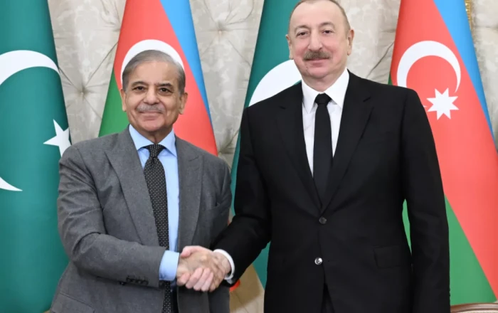 Azerbaijani president reaffirms unwavering support for Pakistan in phone call with PM Sharif