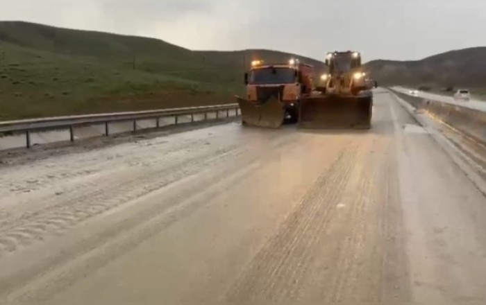 Bakı-Şamaxı-Yevlax yolunda hərəkət bərpa edildi -