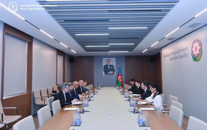 Azerbaijani, Iranian officials explore new avenues for cooperation