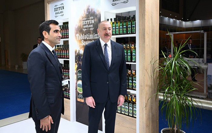 Prezident “Azərsun Holdinq” stendini ziyarət edib - Fotolar