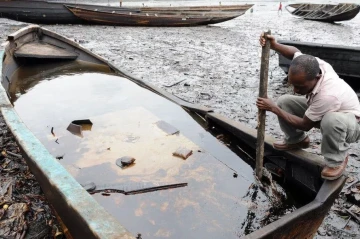 Leaked reports point to safety shortcomings of Shell oil production fleet Even at Nigerian site 10 years following major oil spill