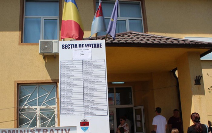 Rumıniyada prezident seçkilərinin birinci turu keçirilir