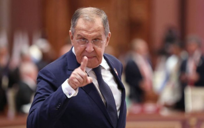 Лавров назвал Зеленского неадекватным руководителем