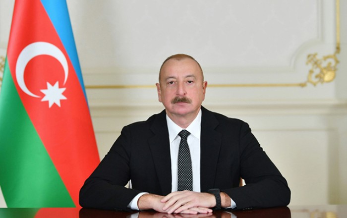 Prezident məhkəmələrə sədrlər təyin etdi -