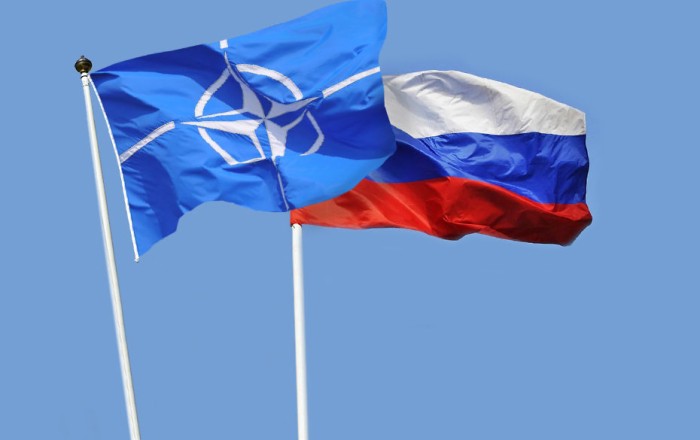 США хотят усадить Россию и НАТО за один стол