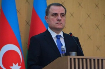 Azerbaijan, Pakistan talk ties