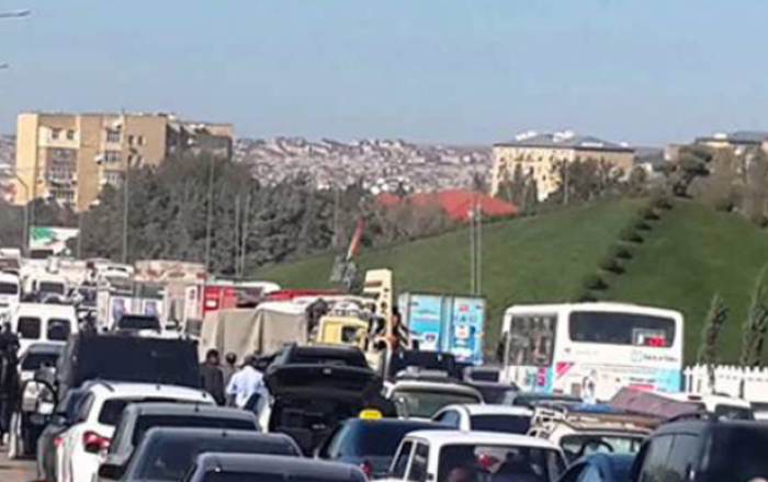 Bakıda hərəkəti iflic edən SƏBƏBLƏR - Gömrük tariflərində dəyişiklik olacaq? - VİDEO