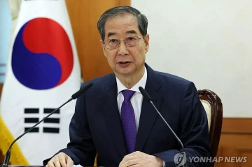 South Korea's acting President Han Duck-soo resigns, launches presidential bid