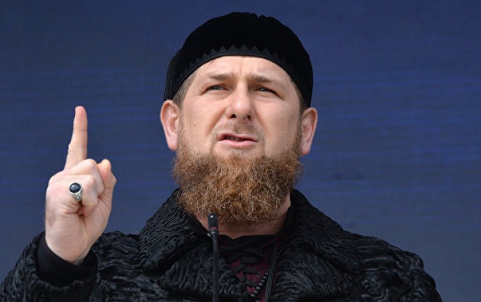 Kadırov atasından yazdı: Yoxluğunu hiss edirəm