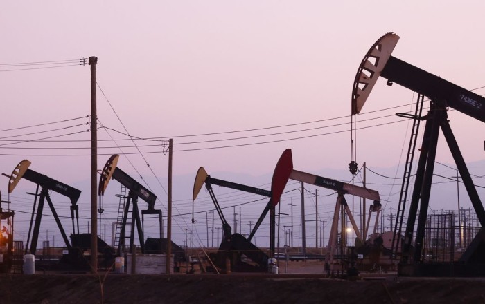 Oil prices jump in global markets