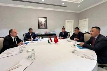 Tajikistan proposes resumption of bus routes with Kyrgyzstan