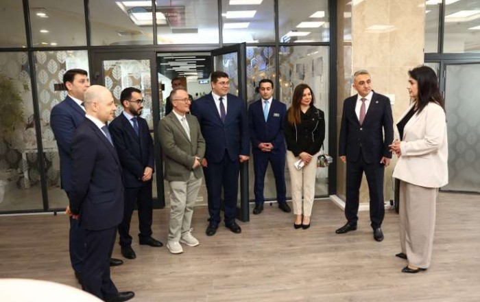 Anar Bağırov və qonaqlar Gəncədə “ASAN xidmət”in fəaliyyəti ilə tanış olublar