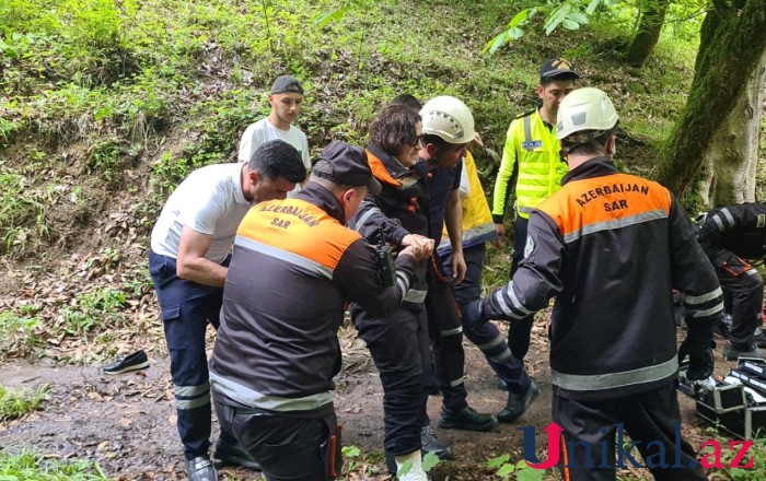 Turla Lerikə gedən 62 yaşlı qadın hündürlükdən yıxıldı