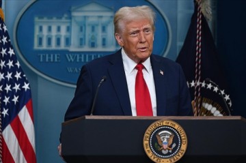 Trump says Qatar will invest $10 billion in US airbase