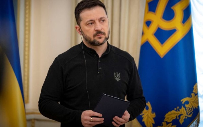 Сезер: возможность мира на Украине зависит от самостоятельности Киева