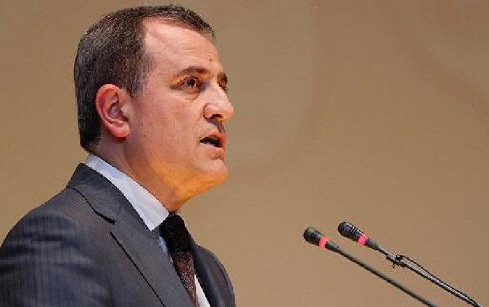 Байрамов встретился со спикером парламента Бахрейна