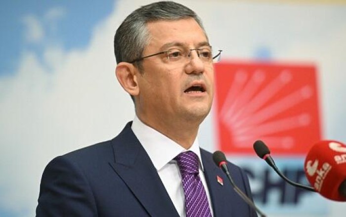 Özgür Özələ hücum edildi - Video