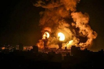 Fire breaks out at motorcycle factory in Iran