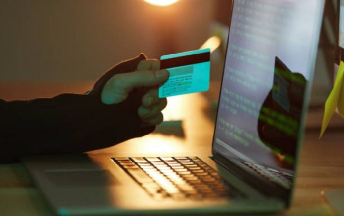 С банковских карт граждан Азербайджана за сутки похищено более 11 тыс. манатов