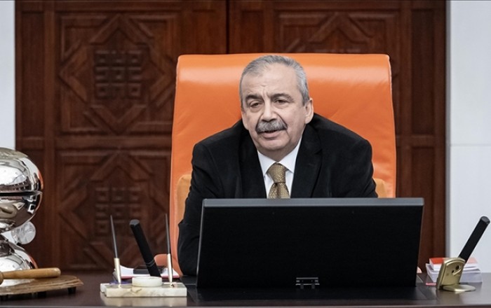 Sırrı Süreyya Öndər vəfat etdi