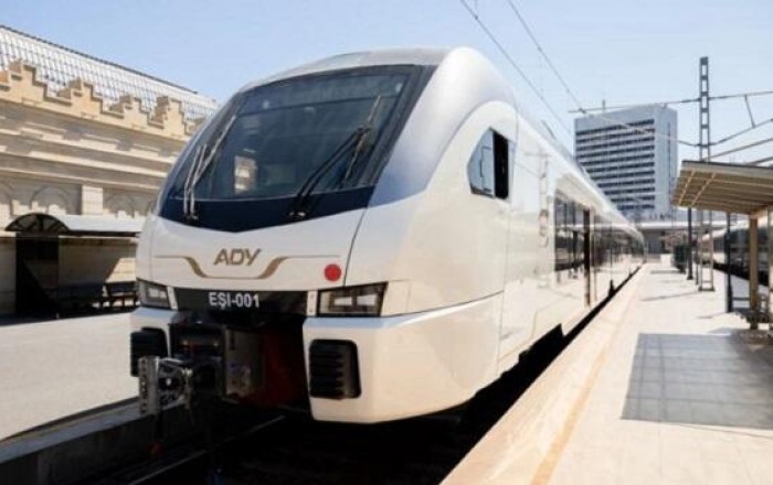 Ağstafa marşrutu üzrə əlavə qatar reysləri təşkil edildi