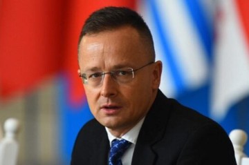 Сийярто дерзит Зеленскому