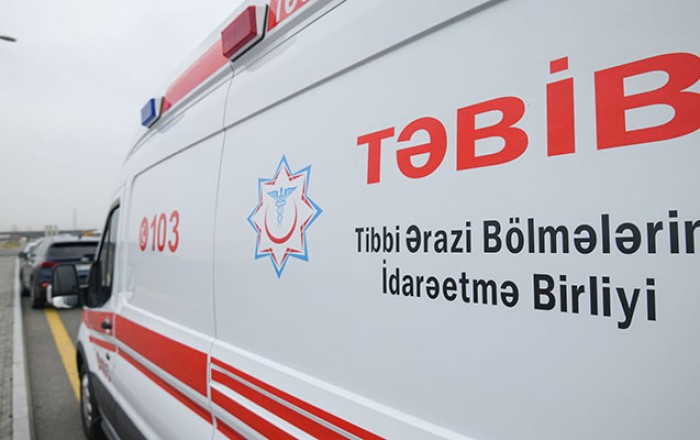 İcra Hakimiyyətinin əməkdaşları qəzaya düşdü, yaralılar var