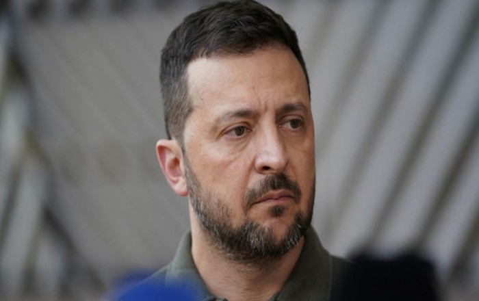 Zelenski Avstraliyanın Baş nazirini Ukraynaya dəvət edib