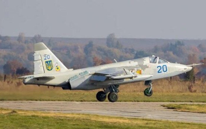 Ukrainian airstrike hits Russian command post in Bakhmut