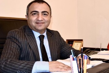 İcra başçısının müavini 11 ay sonra istefa verdi