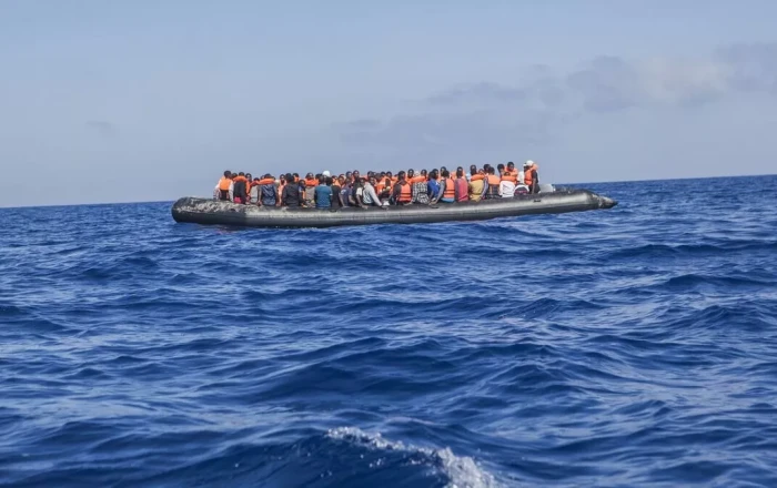 One dead after migrant boat sinks off French coast