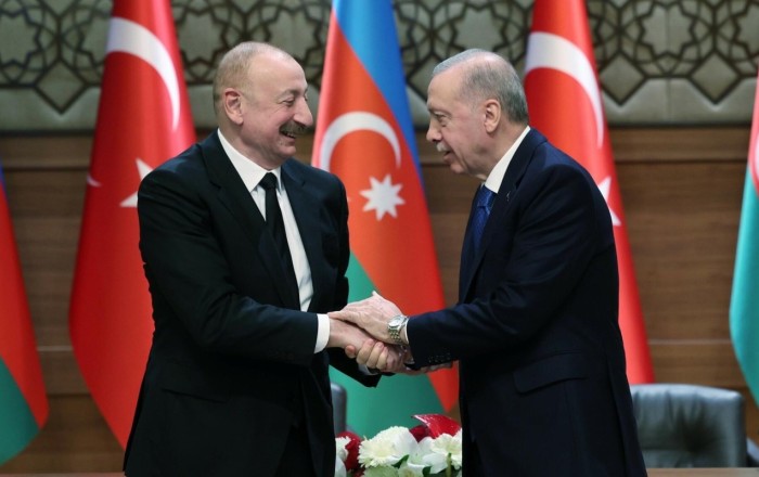 İlham Əliyev Ərdoğanla görüşdü